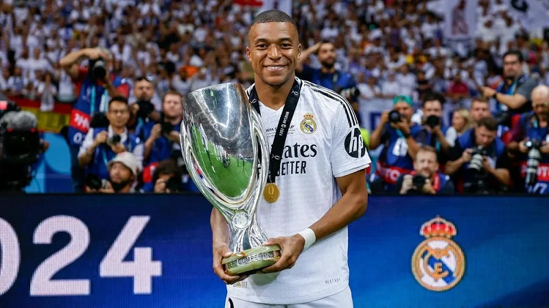 mbappe sinh nam bao nhieu