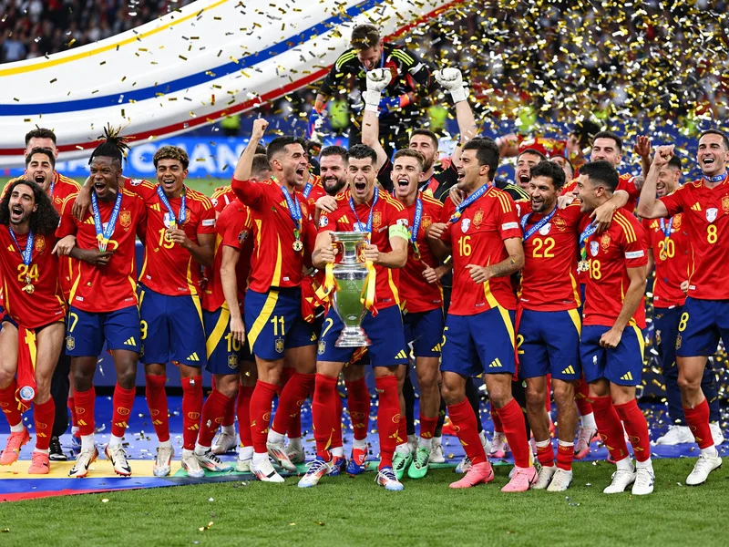 Tây Ban Nha, Đức, Italy và Pháp nằm trong nhóm đội tuyển thành công nhất lịch sử EURO với nhiều lần bước lên ngôi vô địch.